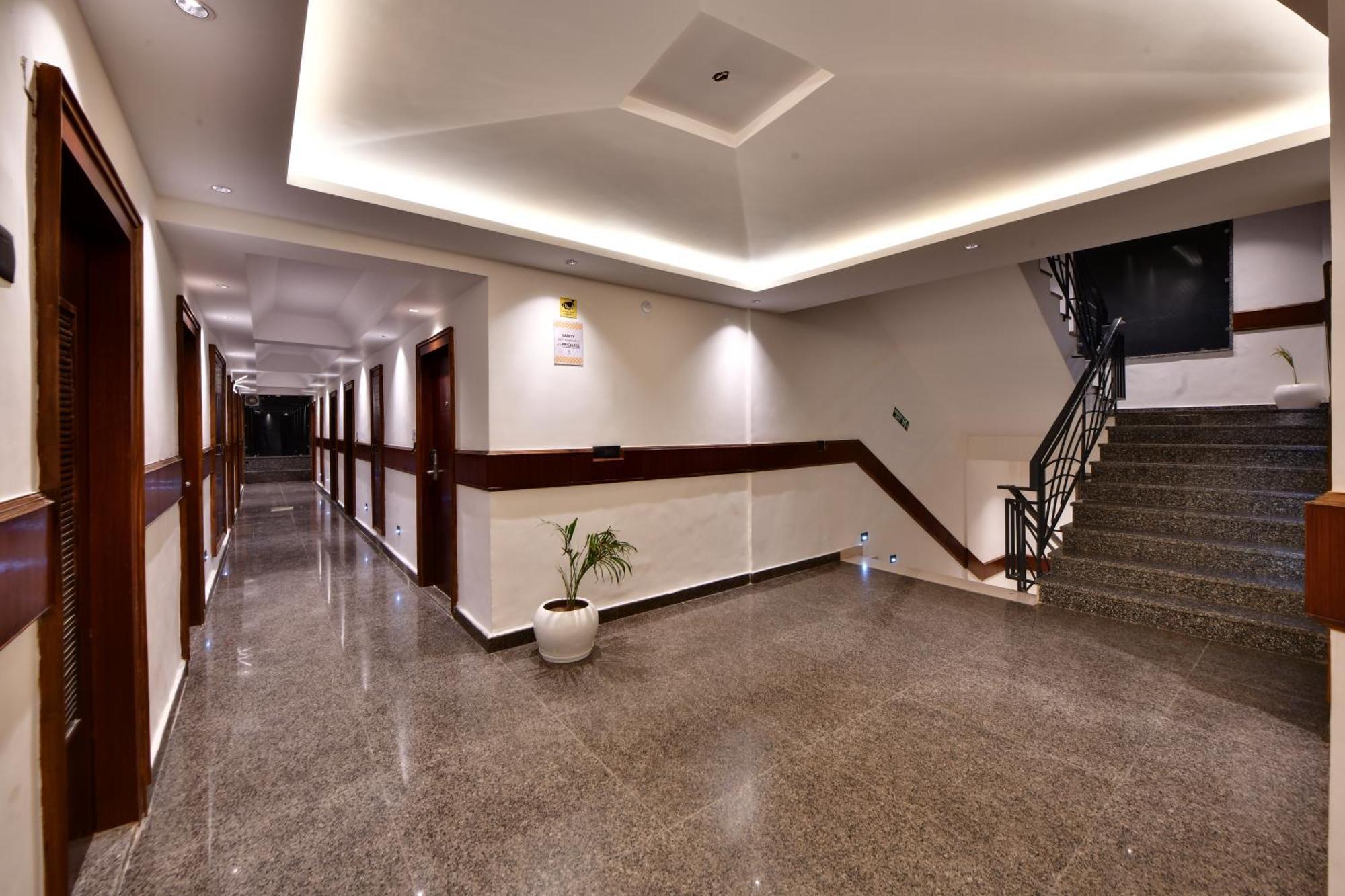 Click Sunburry Hotel Katra Katra  Kültér fotó